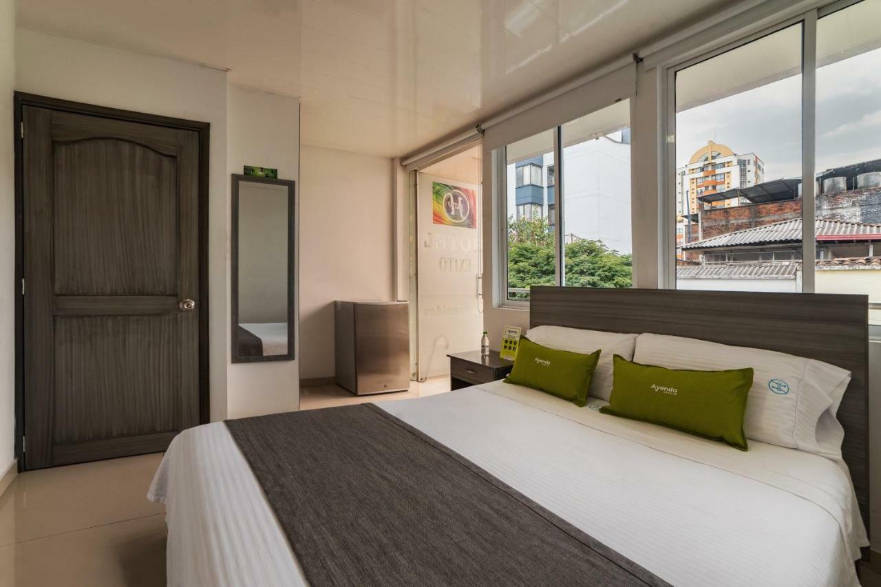 Ayenda 1121 Exito Hotel Pereira Kültér fotó