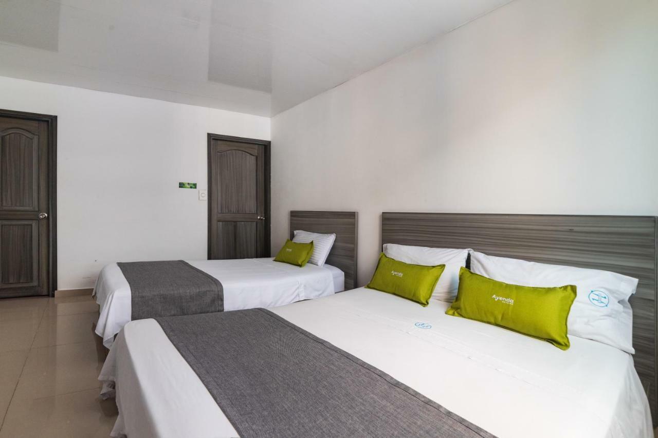 Ayenda 1121 Exito Hotel Pereira Kültér fotó