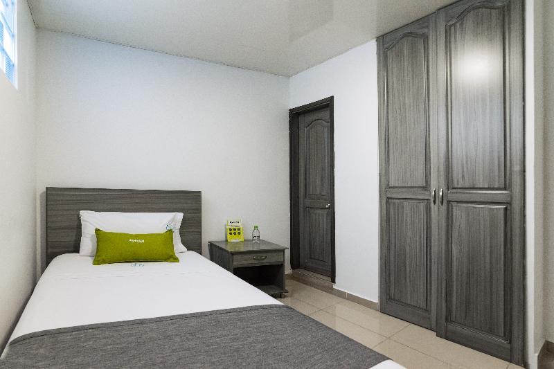 Ayenda 1121 Exito Hotel Pereira Kültér fotó